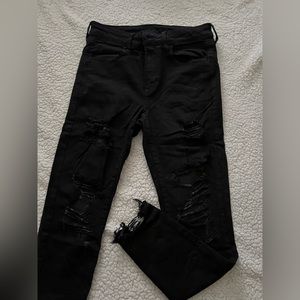 Hollister Women’s Ripped Stretchy Jeans